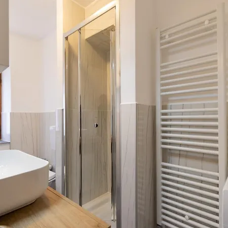 Golden - Luxury ☆☆☆☆☆ - 100m From The דירה באוונו